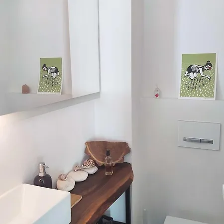 Bela & Vista Penthouse Apartman *