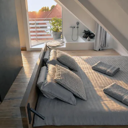 Appartement Bela & Vista Penthouse - Castle View In Old Town Ljubljana