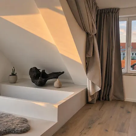 Bela & Vista Penthouse - Castle View In Old Town *