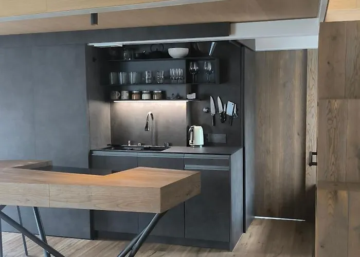 Bela & Vista Penthouse - Castle View In Old Town شقة *