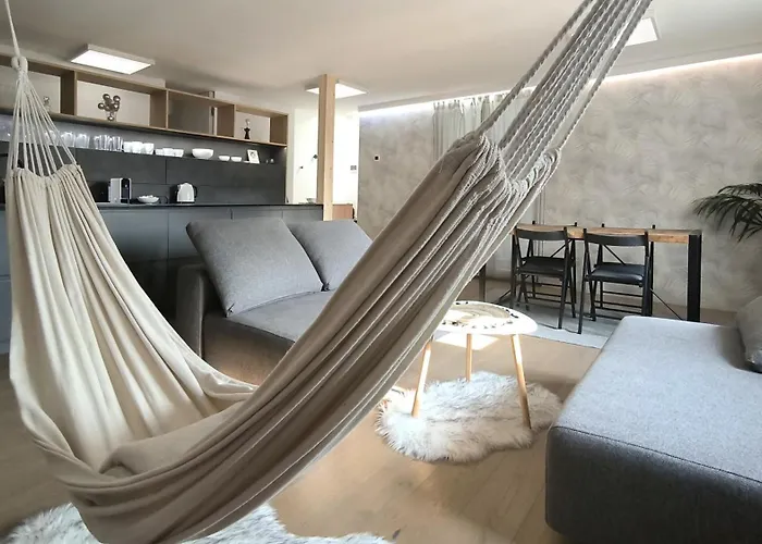 شقة Bela & Vista Penthouse - Castle View In Old Town *