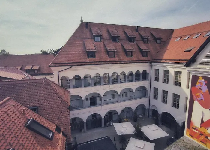 Bela & Vista Penthouse *