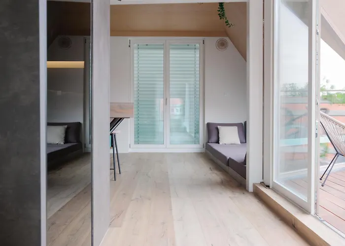 Bela & Vista Penthouse - Castle View In Old Town * 卢布尔雅那