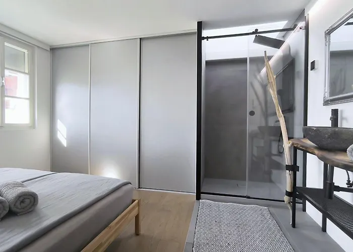 Bela & Vista Penthouse *